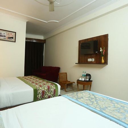 Hotel Earth Delhi  Exterior foto