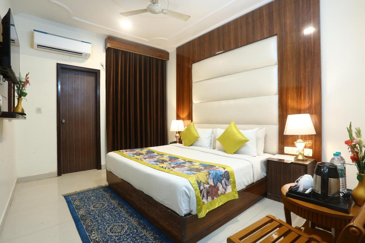 Hotel Earth Delhi  Exterior foto