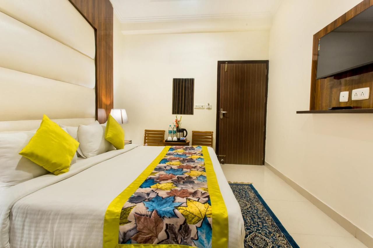 Hotel Earth Delhi  Exterior foto